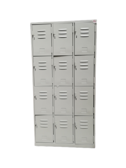Locker metálico de 12 puertas con ventilación y rodapié